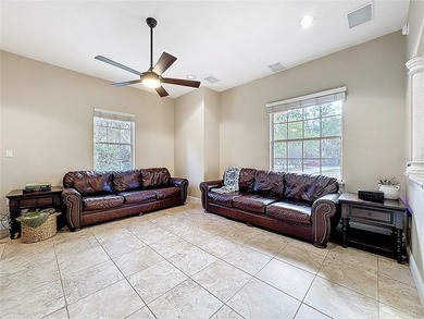 Experience spacious Florida living in this CUSTOM-BUILT ESTATE - photo 9