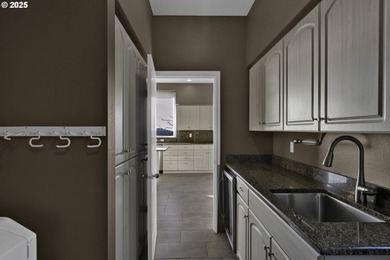 Indulge in refined coastal living within the oceanfront gated - photo 25