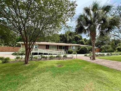 Just north of the highly desirable East Hill neighborhood and a - photo 3