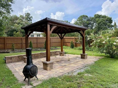 Just north of the highly desirable East Hill neighborhood and a - photo 7