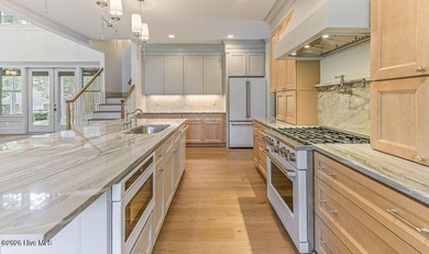 Exceptional new construction. As you step inside, your eyes are - photo 17