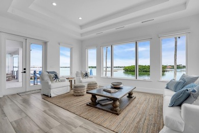 Jupiter's iconic *Home on the Point*, walk out sandbar access - photo 17