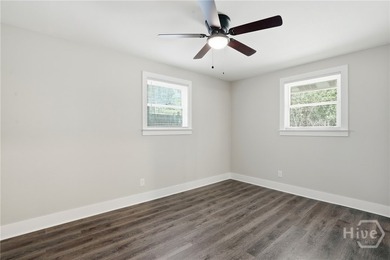 Beautifully renovated and move-in ready, this 4 bedroom, 3 - photo 18