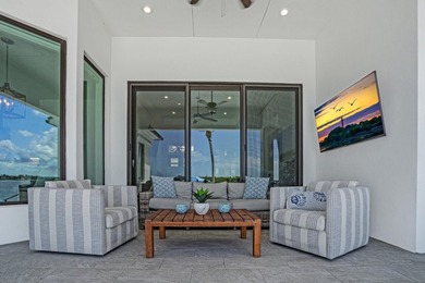 Jupiter's iconic *Home on the Point*, walk out sandbar access - photo 20