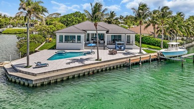 Jupiter's iconic *Home on the Point*, walk out sandbar access - photo 30