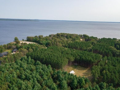 Lake Acreage For Sale in Necedah, Wisconsin