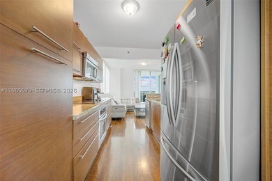 Experience luxury living in this fully furnished and equipped - photo 6