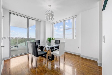 Experience luxury living in this fully furnished and equipped - photo 8