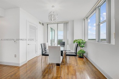 Experience luxury living in this fully furnished and equipped - photo 9