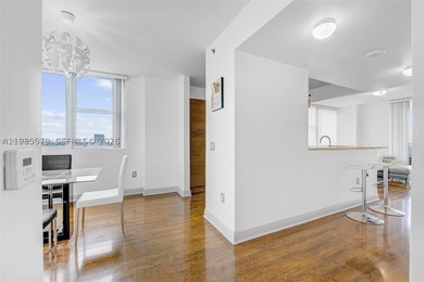 Experience luxury living in this fully furnished and equipped - photo 10