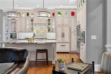 Experience refined estate living in this exceptional all-brick - photo 11