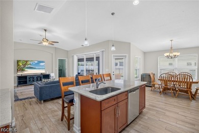 Quality construction, thoughtful upgrades, and a prime Southwest - photo 11