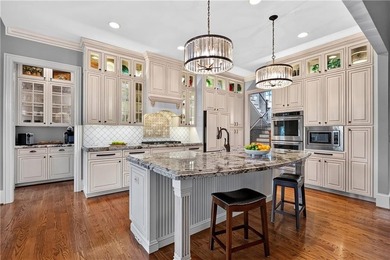 Experience refined estate living in this exceptional all-brick - photo 13