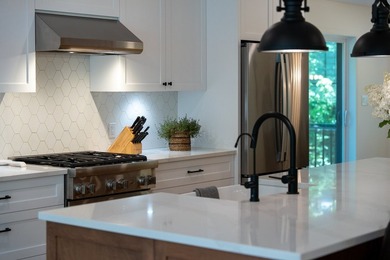 Located in a peaceful area, this vast property was completely - photo 15