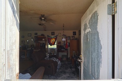 Freeport 5-acre parcel with 3BR/2BA mobile home (2000). Wooded - photo 6