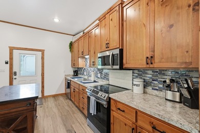 Such an adorable retreat sitting on 12.60 acres +/- with 3 Cozy - photo 19