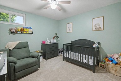 Welcome home to this beautifully maintained 2-bedroom, 2-bath - photo 20