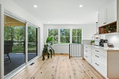 Located in a peaceful area, this vast property was completely - photo 21