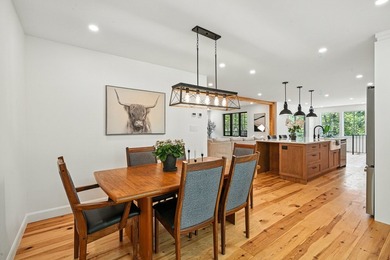 Located in a peaceful area, this vast property was completely - photo 22