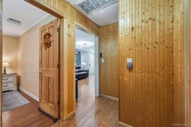 Charming 4-bedroom, 1-bath ranch situated on a tremendous - photo 22