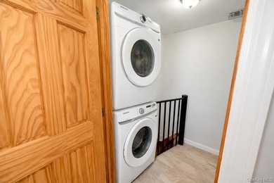 Charming 4-bedroom, 1-bath ranch situated on a tremendous - photo 23