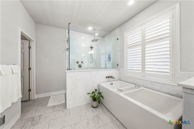 Benefitting from a distinctive, high-end remodel, this fabulous - photo 26