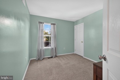 Welcome to 43 Nita Drive in the desirable Garrison Lake Green - photo 26
