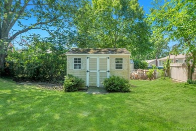 Charming 4-bedroom, 1-bath ranch situated on a tremendous - photo 27
