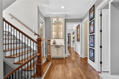 Experience refined estate living in this exceptional all-brick - photo 28