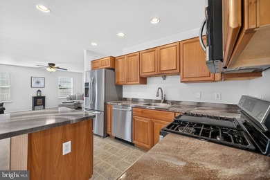 Welcome to 43 Nita Drive in the desirable Garrison Lake Green - photo 33