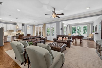 Experience refined estate living in this exceptional all-brick - photo 36
