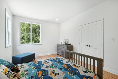 Located in a peaceful area, this vast property was completely - photo 39