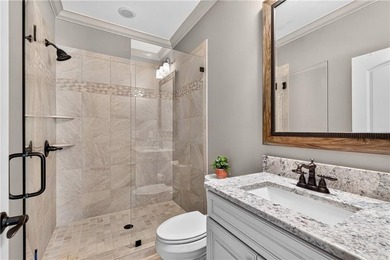 Experience refined estate living in this exceptional all-brick - photo 47