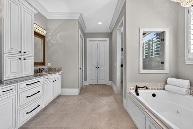Experience refined estate living in this exceptional all-brick - photo 48