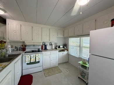 Welcome to The Winds of St. Armand's North, a desirable 55+ - photo 5