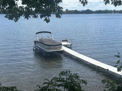Welcome to this beautiful contemporary colonial, nestled on 10.5 - photo 17