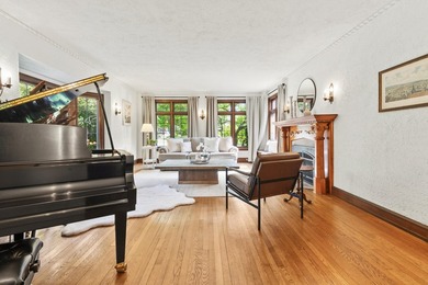 Set along one of Shorewood's most sought-after boulevards, this - photo 18