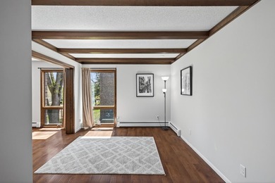 Resort style living in Edina West! This 2 bedroom & 2 bathroom - photo 20