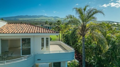 A TIMELESS, light-filled OCEAN VIEW residence designed for - photo 25