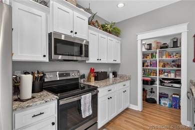 Enjoy waterfront living in this stunning 4-bedroom, 2.5-bath - photo 26