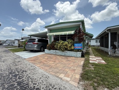 Just listed is this move-in ready 2-bedroom 1-bathroom in 55+ - photo 1