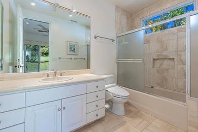 A TIMELESS, light-filled OCEAN VIEW residence designed for - photo 35