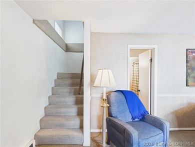 Welcome to your perfect turnkey lake front getaway, this well - photo 11