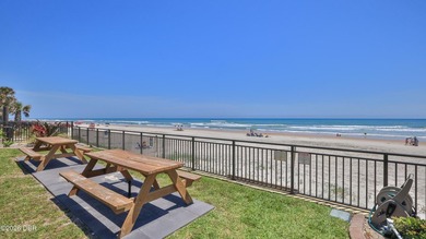 Life really is better in the Shores! Welcome to an incredible - photo 23