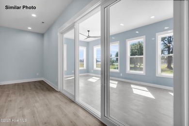 Welcome to The Cloisters, an amazing waterfront community in - photo 23