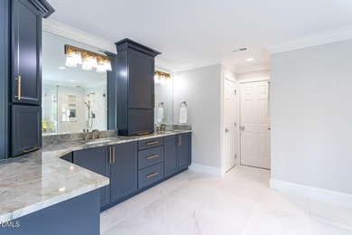 Classic elegance meets refined modern living in this exceptional - photo 35
