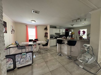 MOTIVATED SELLER!!!!Village of tampa offer a Swimming pool - - photo 2