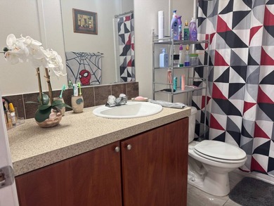 MOTIVATED SELLER!!!!Village of tampa offer a Swimming pool - - photo 10