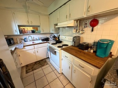 Investor Opportunity in Pensacola! 3BR/2BA concrete block home - photo 7
