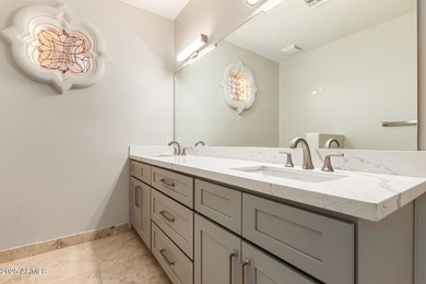 Discover luxury living on the Red Mountain Golf Course. This - photo 11